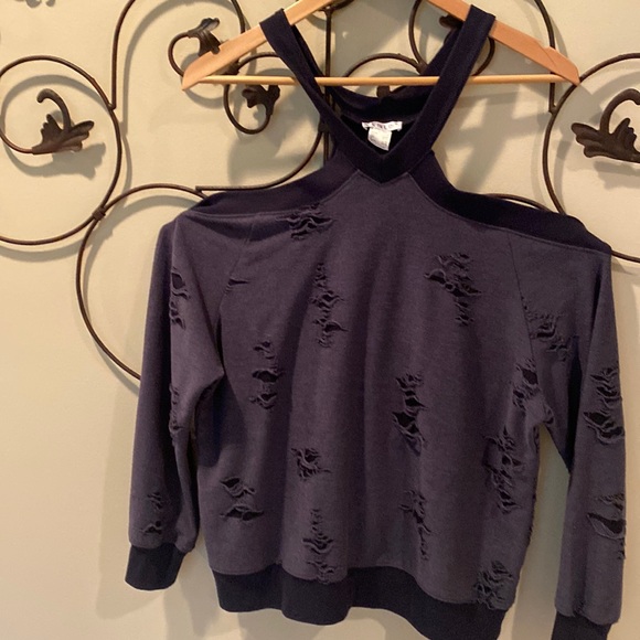 NWOT Venus Sweat shirt - Picture 1 of 5